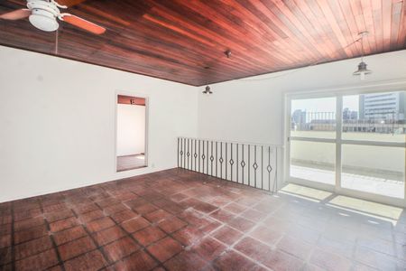 Apartamento à venda com 219m², 3 quartos e 2 vagasCobertura