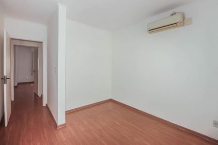 Apartamento à venda com 219m², 3 quartos e 2 vagasQuarto 2