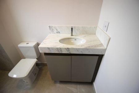 Apartamento para alugar com 63m², 1 quarto e 2 vagas Apartamento para alugar com 63m², 1 quarto e 2 vagasBanheiro da Suíte