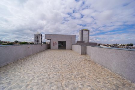Apartamento à venda com 45m², 2 quartos e 1 vaga Apartamento à venda com 45m², 2 quartos e 1 vagaÁrea comum - Salão de festas