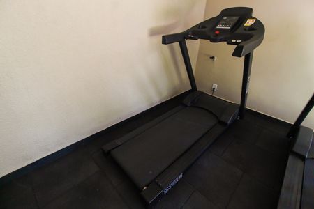 Apartamento à venda com 48m², 2 quartos e 1 vaga Apartamento à venda com 48m², 2 quartos e 1 vagaAcademia