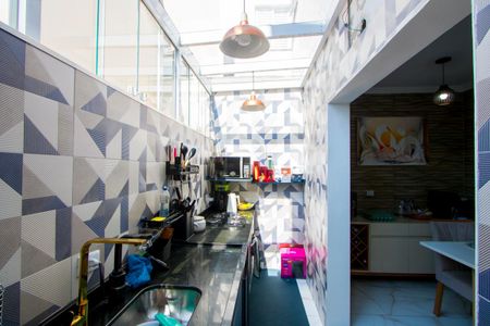 Casa à venda com 110m², 2 quartos e 2 vagas Casa à venda com 110m², 2 quartos e 2 vagasCozinha/Espaço gourmet