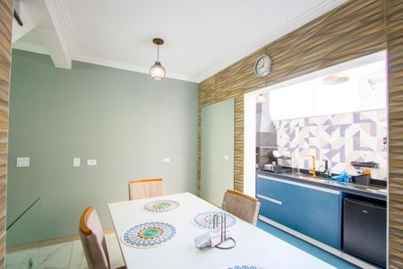 Casa à venda com 110m², 2 quartos e 2 vagas Casa à venda com 110m², 2 quartos e 2 vagasCopa