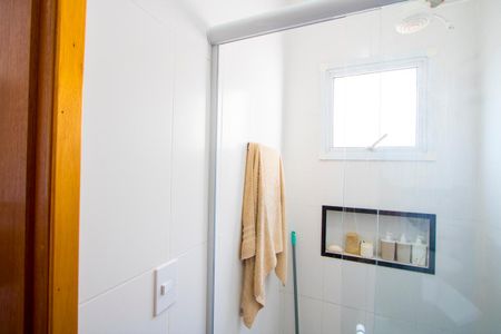 Casa à venda com 110m², 2 quartos e 2 vagas Casa à venda com 110m², 2 quartos e 2 vagasBanheiro do quarto 2