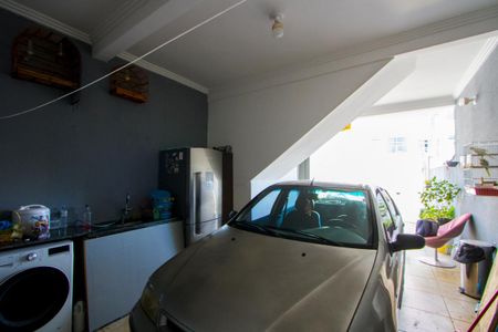 Casa à venda com 110m², 2 quartos e 2 vagas Casa à venda com 110m², 2 quartos e 2 vagasÁrea de serviço/Garagem