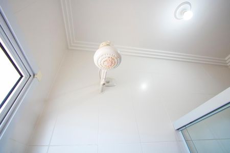 Casa à venda com 110m², 2 quartos e 2 vagas Casa à venda com 110m², 2 quartos e 2 vagasBanheiro do quarto 2