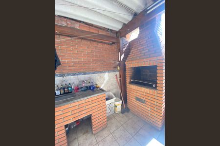 Casa à venda com 270m², 5 quartos e 2 vagasChurrasqueira