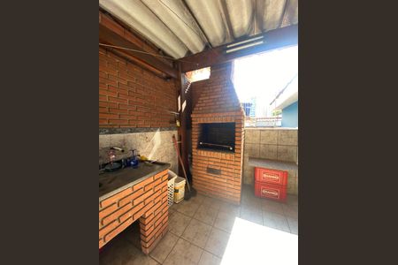 Casa à venda com 270m², 5 quartos e 2 vagasChurrasqueira