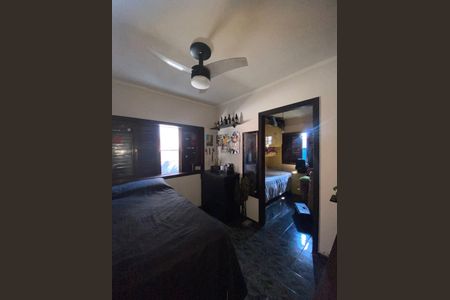 Casa à venda com 270m², 5 quartos e 2 vagasQuarto 2