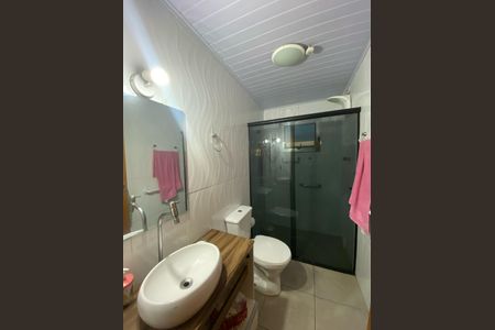 Casa à venda com 270m², 5 quartos e 2 vagasBanheiro