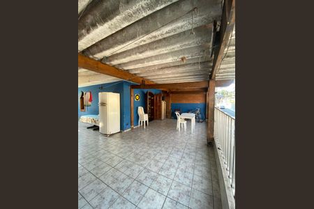 Casa à venda com 270m², 5 quartos e 2 vagasÁrea de Serviço