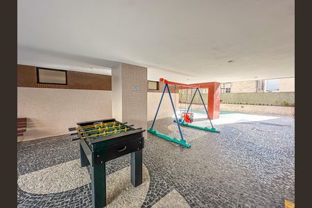 Apartamento à venda com 74m², 2 quartos e 1 vagaÁrea comum