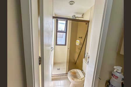 Apartamento à venda com 74m², 2 quartos e 1 vagaBanheiro