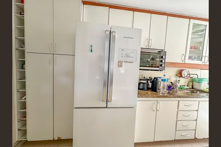 Apartamento à venda com 74m², 2 quartos e 1 vagaCozinha