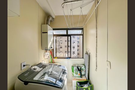 Apartamento à venda com 74m², 2 quartos e 1 vagaÁrea de Serviço