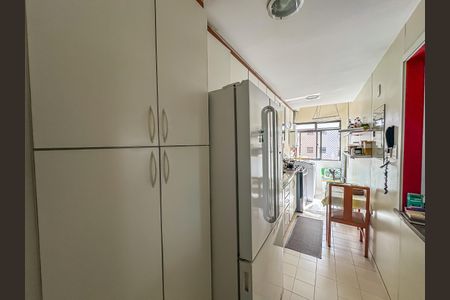 Apartamento à venda com 74m², 2 quartos e 1 vagaCozinha