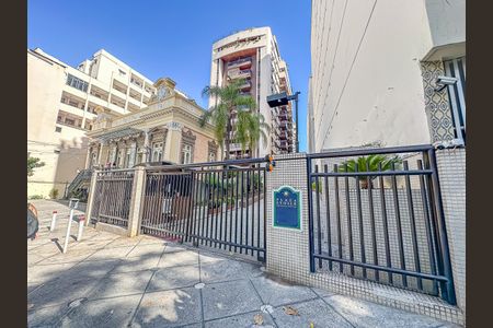 Apartamento à venda com 74m², 2 quartos e 1 vagaFachada