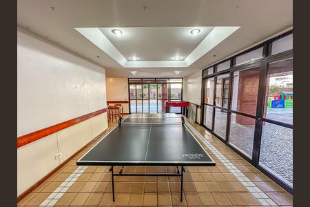 Apartamento à venda com 74m², 2 quartos e 1 vagaÁrea comum