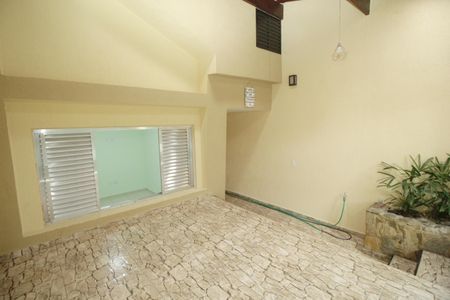 Casa à venda com 150m², 2 quartos e 1 vagaGaragem