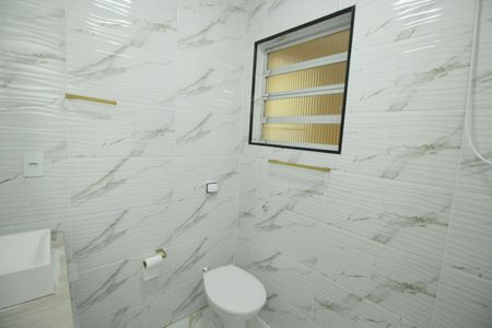 Casa à venda com 150m², 2 quartos e 1 vagaBanheiro