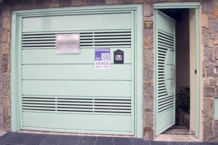 Casa à venda com 150m², 2 quartos e 1 vagaPlaca 