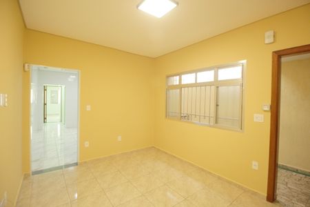 Sala de casa à venda com 2 quartos, 150m² em Parque das Nações, Santo André