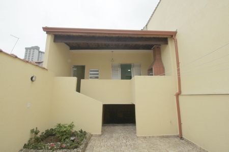 Casa à venda com 150m², 2 quartos e 1 vagaQuintal