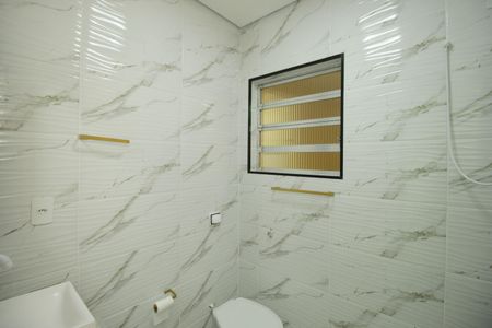 Casa à venda com 150m², 2 quartos e 1 vagaBanheiro