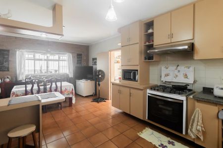 Casa à venda com 252m², 3 quartos e 4 vagas Casa à venda com 252m², 3 quartos e 4 vagasCozinha