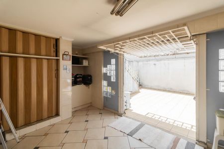 Casa à venda com 252m², 3 quartos e 4 vagas Casa à venda com 252m², 3 quartos e 4 vagasÁrea de Serviço