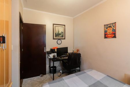 Casa à venda com 252m², 3 quartos e 4 vagas Casa à venda com 252m², 3 quartos e 4 vagasQuarto 2