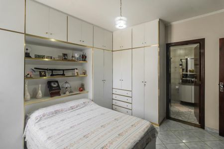 Casa à venda com 252m², 3 quartos e 4 vagas Casa à venda com 252m², 3 quartos e 4 vagasSuite