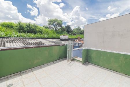 Casa à venda com 252m², 3 quartos e 4 vagas Casa à venda com 252m², 3 quartos e 4 vagasLaje