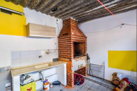 Casa à venda com 247m², 5 quartos e 3 vagas Casa à venda com 247m², 5 quartos e 3 vagasChurrasqueira