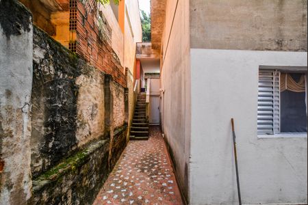 Casa à venda com 247m², 5 quartos e 3 vagas Casa à venda com 247m², 5 quartos e 3 vagasQuintal