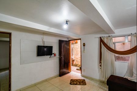 Casa à venda com 247m², 5 quartos e 3 vagas Casa à venda com 247m², 5 quartos e 3 vagasSala 2 (casa 2 )