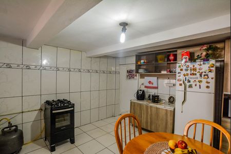 Casa à venda com 247m², 5 quartos e 3 vagas Casa à venda com 247m², 5 quartos e 3 vagasCozinha 2 (casa 2 )