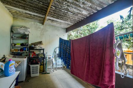 Casa à venda com 247m², 5 quartos e 3 vagas Casa à venda com 247m², 5 quartos e 3 vagasÁrea de Serviço 1