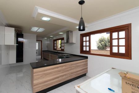 Casa à venda com 355m², 3 quartos e 9 vagasCopa