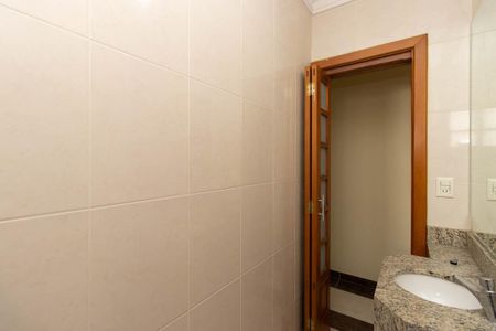 Casa à venda com 355m², 3 quartos e 9 vagasLavabo