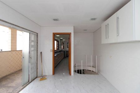 Casa à venda com 355m², 3 quartos e 9 vagasÁrea de Serviço