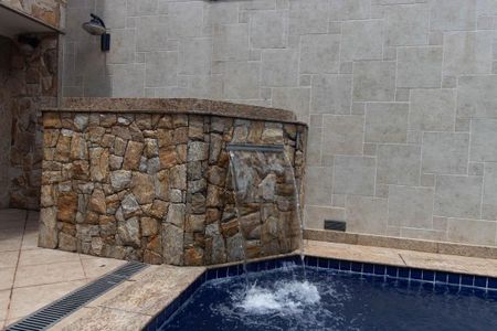 Casa à venda com 355m², 3 quartos e 9 vagasPiscina Cascata