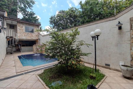 Casa à venda com 355m², 3 quartos e 9 vagasPiscina