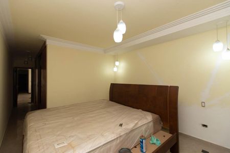 Casa à venda com 355m², 3 quartos e 9 vagasQuarto Suíte 1