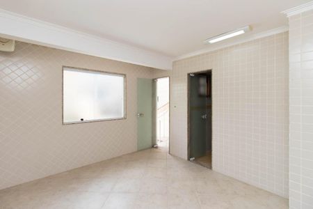 Casa à venda com 355m², 3 quartos e 9 vagasEdícula