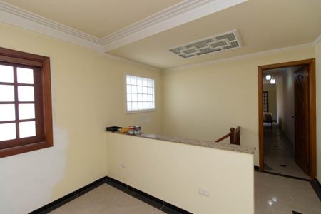 Casa à venda com 355m², 3 quartos e 9 vagasHall da escada