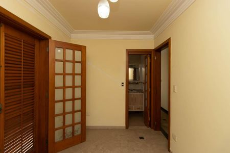 Casa à venda com 355m², 3 quartos e 9 vagasQuarto Suíte 2