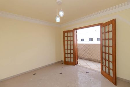 Casa à venda com 355m², 3 quartos e 9 vagasQuarto Suíte 3