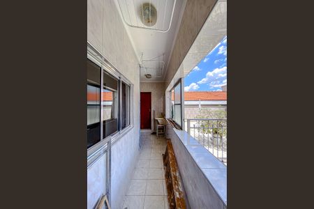 Casa à venda com 411m², 5 quartos e 6 vagasÁrea de Serviço Casa 3)