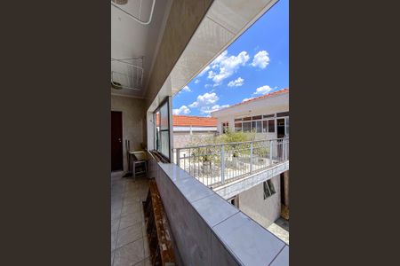 Casa à venda com 411m², 5 quartos e 6 vagasÁrea de Serviço Casa 3)